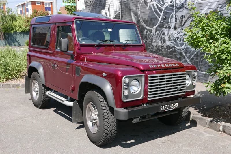 Land Rover Defender OCTA