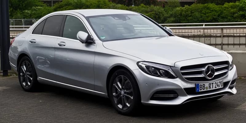 Mercedes C 300e